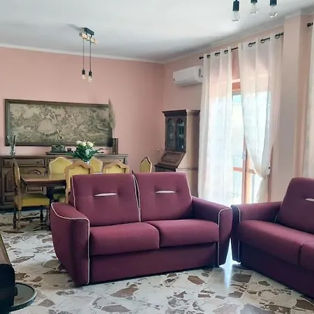 Pretty House Apartment